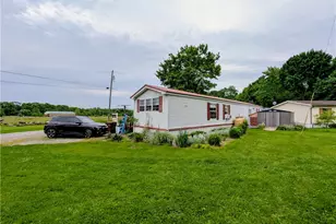 102 Aljuron Ln, Prospect Boro, PA 16052 - Photo 5