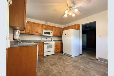 1136 6th Ave, Ford City Boro, PA 16226 - Photo 13