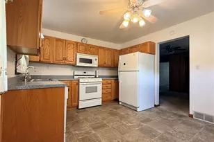1136 6th Ave, Ford City Boro, PA 16226 - Photo 13