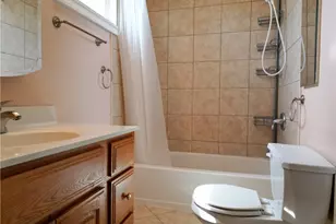 328 W Poplar St, Grove City Boro, PA 16127 - Photo 27