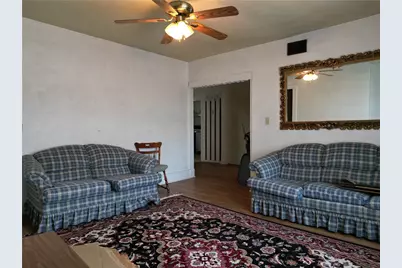 328 W Poplar St, Grove City Boro, PA 16127 - Photo 13