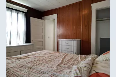 328 W Poplar St, Grove City Boro, PA 16127 - Photo 21