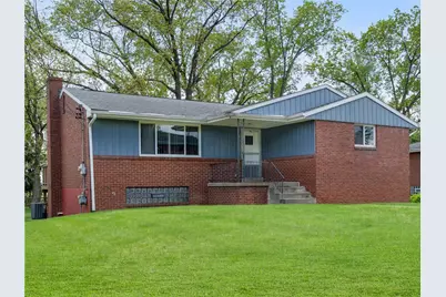 442 Englewood Dr, Ross Twp, PA 15237 - Photo 1