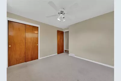 442 Englewood Dr, Ross Twp, PA 15237 - Photo 21