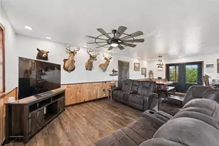 394 Mountain View Rd, Fairfeld Township, PA 15944 - Photo 7
