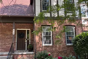 618 Kingsberry Cir, Pittsburgh, PA 15234 - Photo 1
