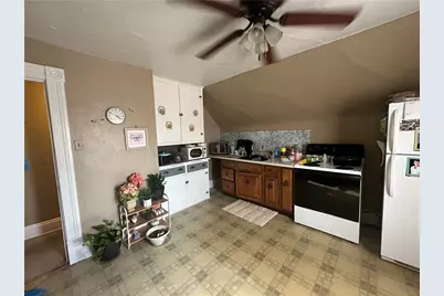 736 Pennsylvania Avenue, Irwin, PA 15642 - Photo 17