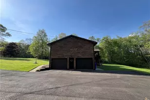 133 Woodcrest Rd, Oakland Township, PA 16002 - Photo 23