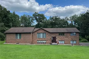 133 Woodcrest Rd, Oakland Township, PA 16002 - Photo 1
