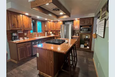 133 Woodcrest Rd, Oakland Township, PA 16002 - Photo 9