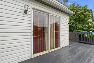 1061 Pacific Ave, Brackenridge, PA 15014 - Photo 33