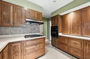 1061 Pacific Ave, Brackenridge, PA 15014 - Photo 9