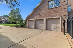 313 Stettler Dr, Jefferson Hills, PA 15025 - Photo 35