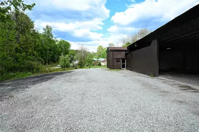 3810 Crooked Run Rd, North Versailles, PA 15137 - Photo 23