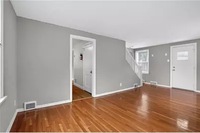 2025 Allison St, McKeesport, PA 15132 - Photo 9