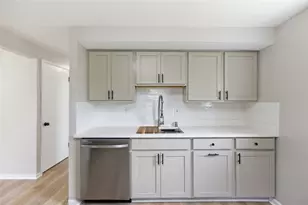 136 Harvard Dr, Pittsburgh, PA 15235 - Photo 11