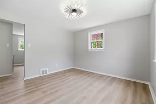 136 Harvard Dr, Pittsburgh, PA 15235 - Photo 7