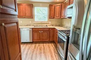 126 Cornell Dr, Center Township, PA 16001 - Photo 13