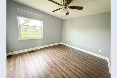 126 Cornell Dr, Center Township, PA 16001 - Photo 21