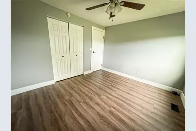 126 Cornell Dr, Center Township, PA 16001 - Photo 17