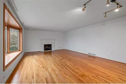 25 Carleton Drive, Pittsburgh, PA 15243 - Photo 3