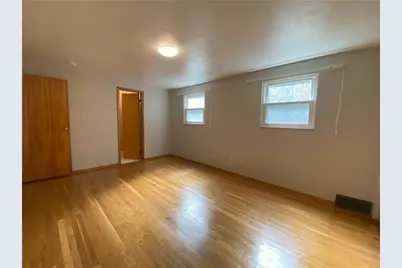 439 Crestview Dr, Pittsburgh, PA 15239 - Photo 33