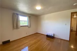 439 Crestview Dr, Pittsburgh, PA 15239 - Photo 35