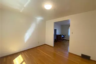 439 Crestview Dr, Pittsburgh, PA 15239 - Photo 13