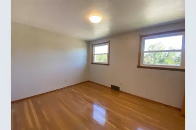 439 Crestview Dr, Pittsburgh, PA 15239 - Photo 21