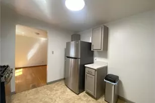 439 Crestview Dr, Pittsburgh, PA 15239 - Photo 11