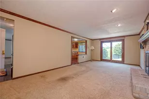 103 Barnwood, Ross Twp, PA 15237 - Photo 11
