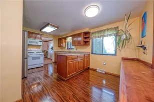 103 Barnwood, Ross Twp, PA 15237 - Photo 3
