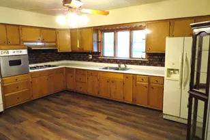 1707 Lenz Ave, Ambridge, PA 15003 - Photo 5