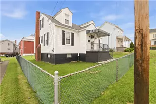 214 S Sycamore St, Mt Pleasant Boro, PA 15666 - Photo 3