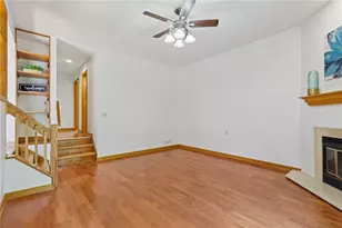 2621 Hunters Point Dr, Pittsburgh, PA 15090 - Photo 19
