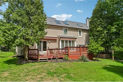 2621 Hunters Point Dr, Pittsburgh, PA 15090 - Photo 41