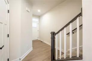 5005 Wellington Ct, Penn Twp, PA 15644 - Photo 3