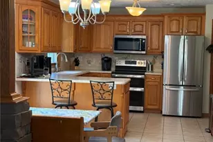 1040 Cross Creek Dr, South Union Township, PA 15401 - Photo 9