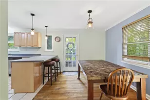332 Old Farm Rd, Pittsburgh, PA 15228 - Photo 7