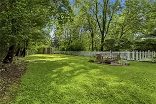 332 Old Farm Rd, Pittsburgh, PA 15228 - Photo 39