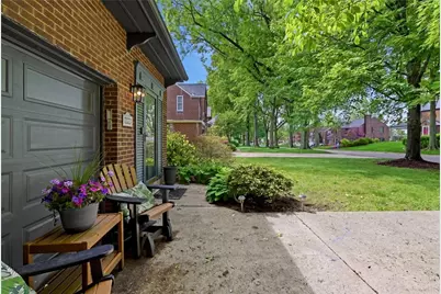 332 Old Farm Rd, Pittsburgh, PA 15228 - Photo 35
