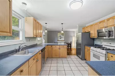 332 Old Farm Rd, Pittsburgh, PA 15228 - Photo 13