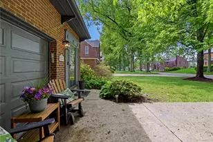 332 Old Farm Rd, Pittsburgh, PA 15228 - Photo 35