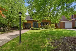 332 Old Farm Rd, Pittsburgh, PA 15228 - Photo 31