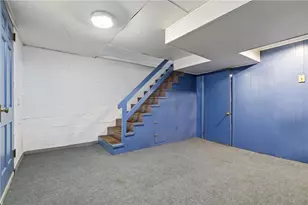 332 Old Farm Rd, Pittsburgh, PA 15228 - Photo 25
