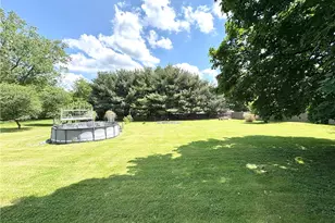 2045 Martha St, Shenango Township, PA 16101 - Photo 25