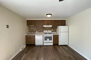313 Mystic Ave, East McKeesport, PA 15035 - Photo 11