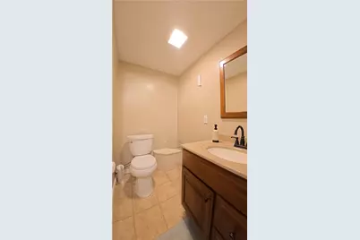 108 Oberlin Dr, Center Township, PA 16001 - Photo 15