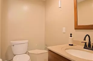 108 Oberlin Dr, Center Township, PA 16001 - Photo 15