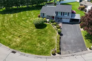 108 Oberlin Dr, Center Township, PA 16001 - Photo 17